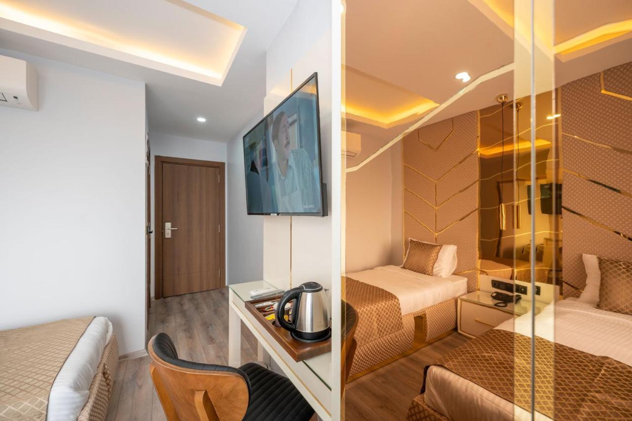 Luxury Airport Hotel By Zazzoni-Istanbul Airport Arnavutkoy Bagian luar foto