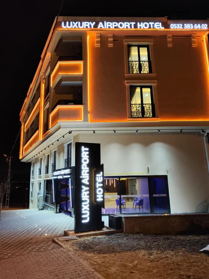Luxury Airport Hotel By Zazzoni-Istanbul Airport Arnavutkoy Bagian luar foto