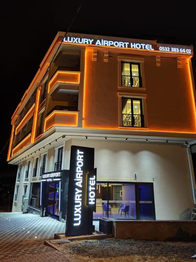 Luxury Airport Hotel By Zazzoni-Istanbul Airport Arnavutkoy Bagian luar foto