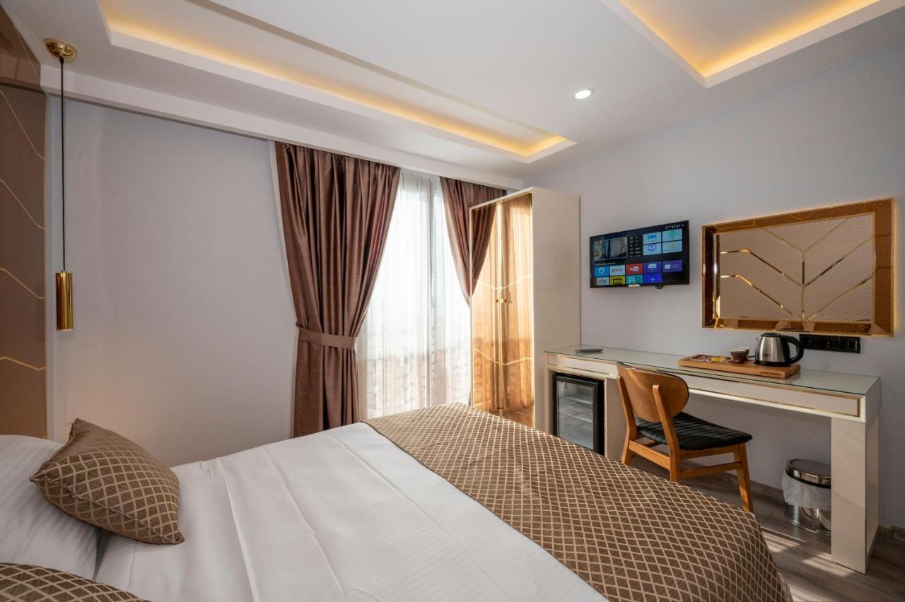 Luxury Airport Hotel By Zazzoni-Istanbul Airport Arnavutkoy Bagian luar foto