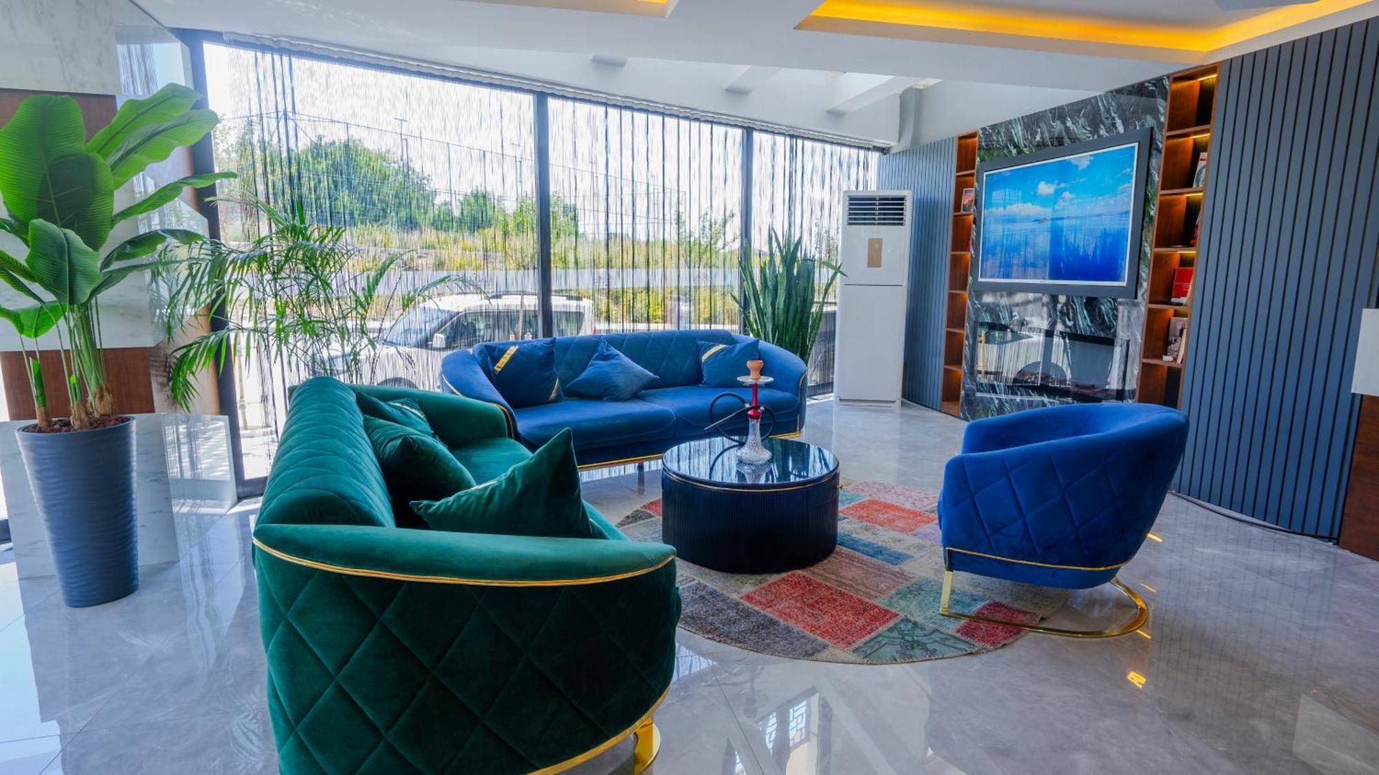 Luxury Airport Hotel By Zazzoni-Istanbul Airport Arnavutkoy Bagian luar foto