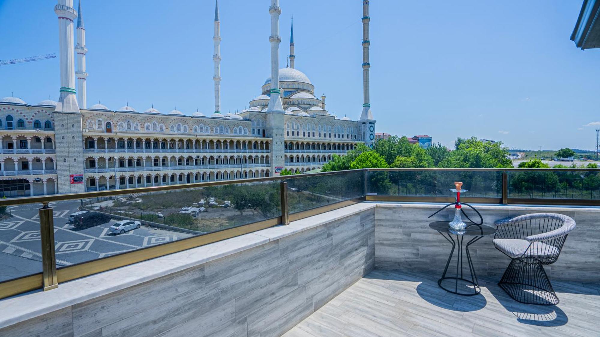 Luxury Airport Hotel By Zazzoni-Istanbul Airport Arnavutkoy Bagian luar foto